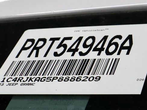 Used 2023 Jeep Grand Cherokee L Laredo AWD/4WD image 32