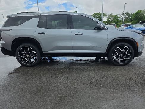 Used 2026 Chevrolet Traverse High Country AWD/4WD image 4