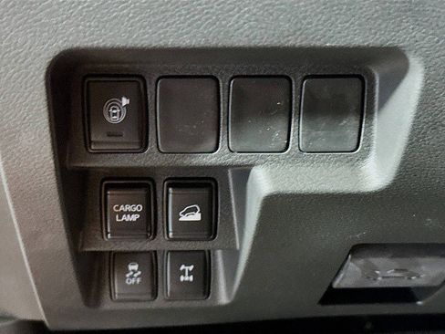 New 2025 Nissan Frontier PRO-4X image 10