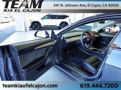 Used 2022 Tesla Model 3 Long Range image 47