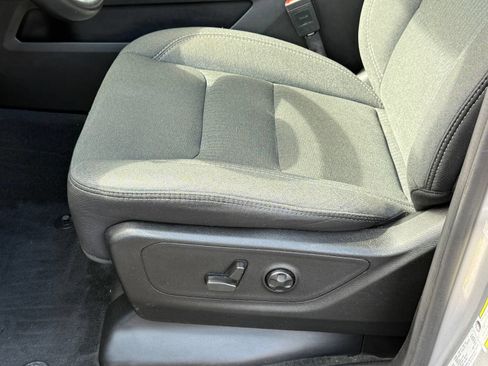 Used 2021 RAM 1500 Big Horn AWD/4WD image 36