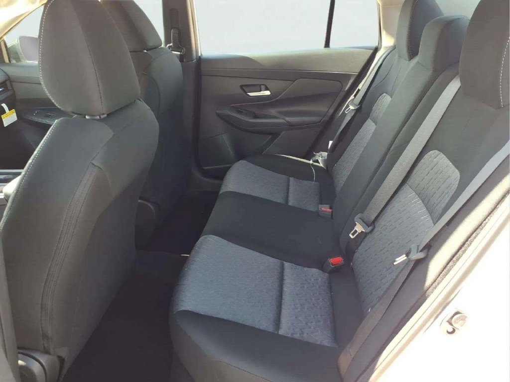 New 2027 Nissan Sentra SV w/ Floor Mat Package FWD image 14