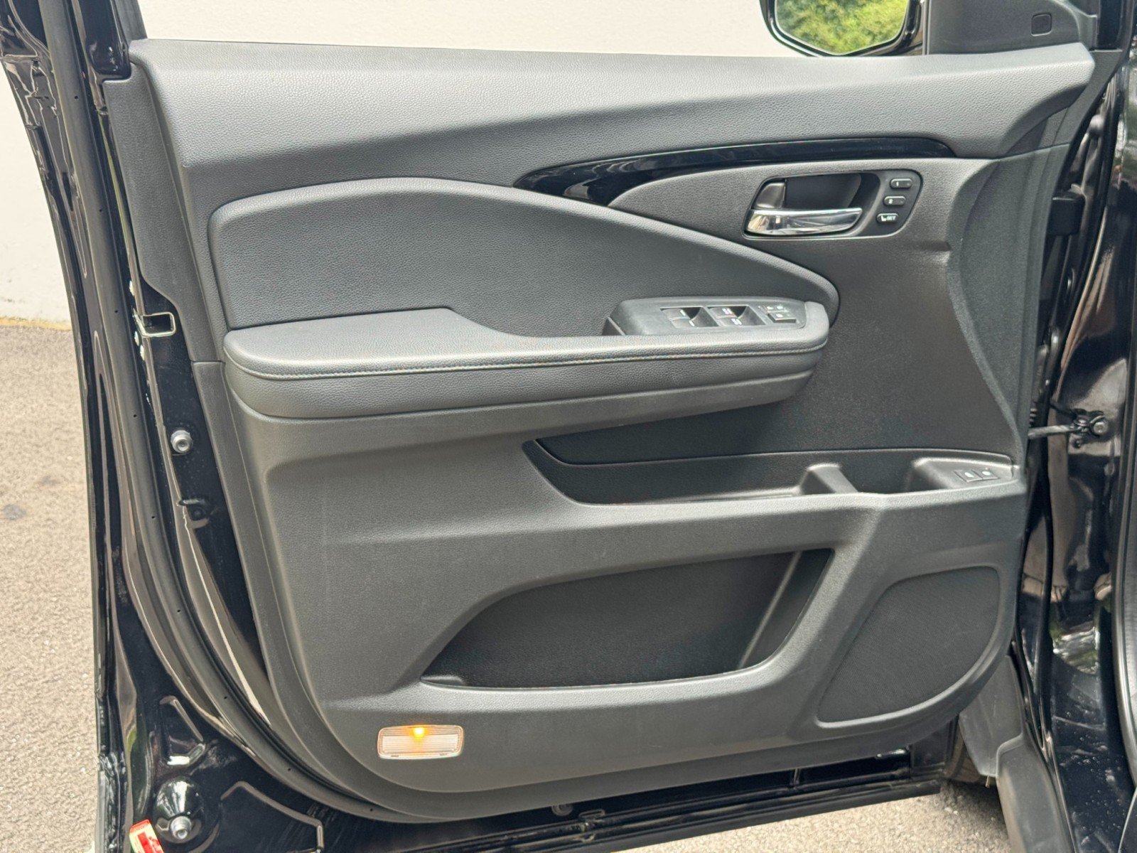 Used 2022 Honda Pilot Touring image 46