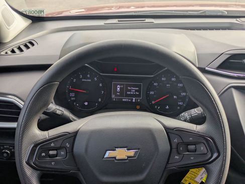 Used 2021 Chevrolet TrailBlazer LS image 22