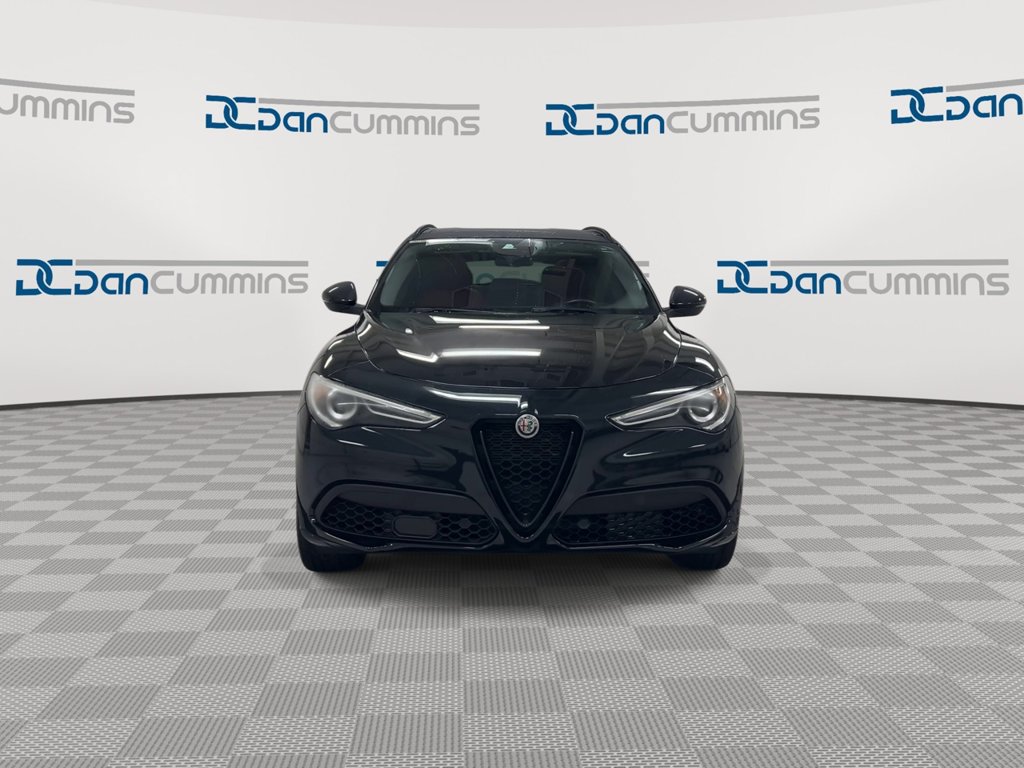 Used 2021 Alfa Romeo Stelvio Ti w/ Nero Edizione AWD/4WD image 3
