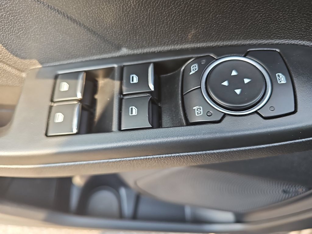 Used 2026 Ford Escape ST-Line AWD/4WD image 26