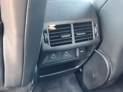 New 2025 Land Rover Discovery Sport Dynamic SE image 30