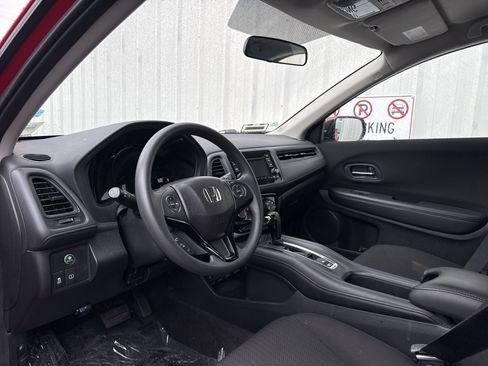 Used 2017 Honda HR-V LX image 12