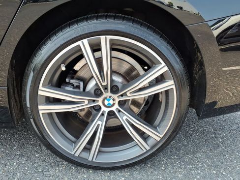 Used 2022 BMW 330i xDrive Sedan w/ Driving Assistance Package AWD/4WD image 18