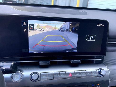 Used 2024 Hyundai Kona SEL FWD image 21