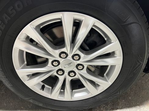 Used 2024 Cadillac XT6 Luxury FWD image 49