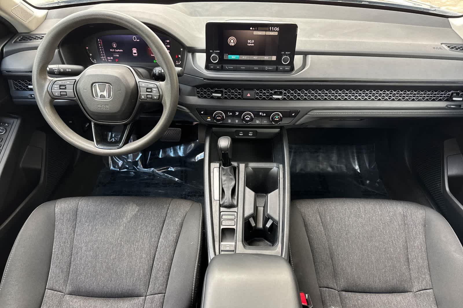 Used 2023 Honda Accord EX image 3