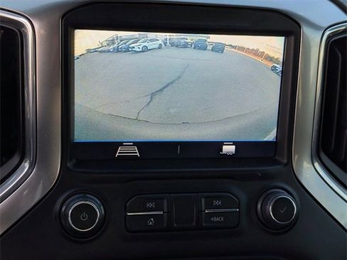 Used 2020 Chevrolet Silverado 1500 LT Trail Boss w/ Convenience Package image 18