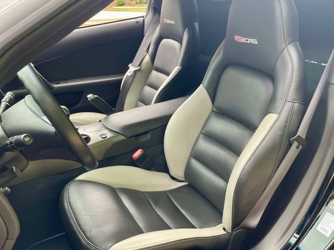 Used 2007 Chevrolet Corvette Z06 w/ Preferred Equipment Group image 52