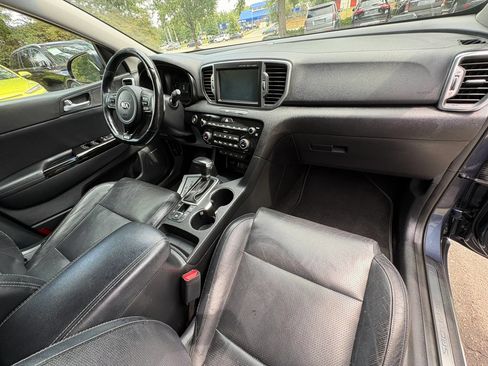 Used 2018 Kia Sportage SX FWD image 11