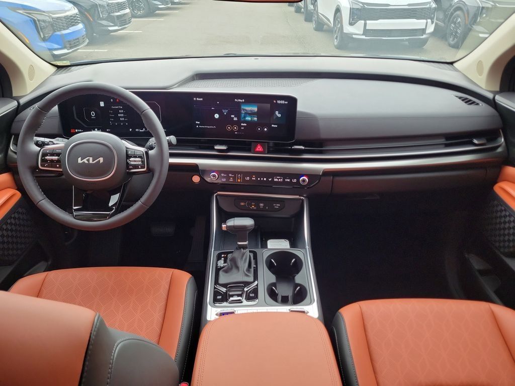 New 2026 Kia Carnival SX w/ SX Dark Edition Package FWD image 18