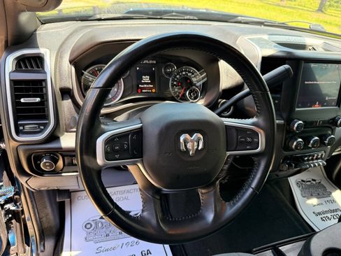 Used 2023 RAM 2500 Big Horn w/ Level 1 Equipment Group AWD/4WD image 15