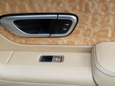 Used 2012 Bentley Continental GT image 28