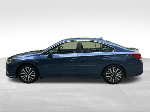 Used 2019 Subaru Legacy 2.5i Premium AWD/4WD image 2