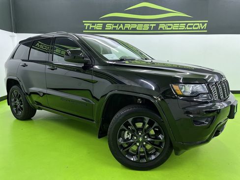Used 2021 Jeep Grand Cherokee Altitude AWD/4WD image 1