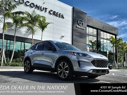 Used 2022 Ford Escape SE