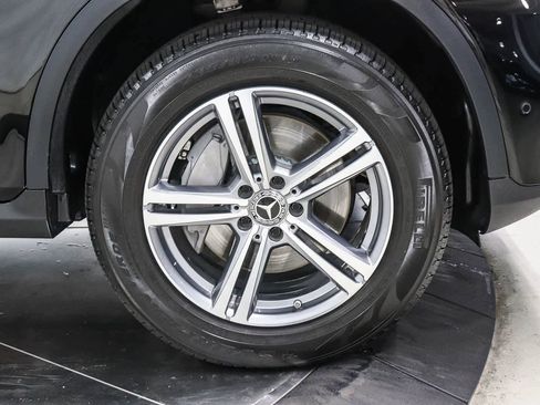 Certified 2022 Mercedes-Benz GLC 300 image 9
