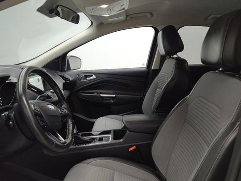 Used 2017 Ford Escape SE w/ Equipment Group 201A AWD/4WD image 17