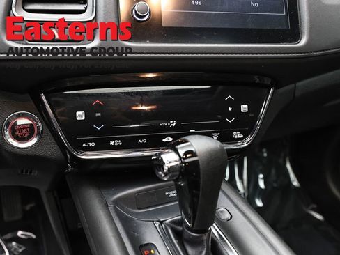 Used 2022 Honda HR-V EX image 19