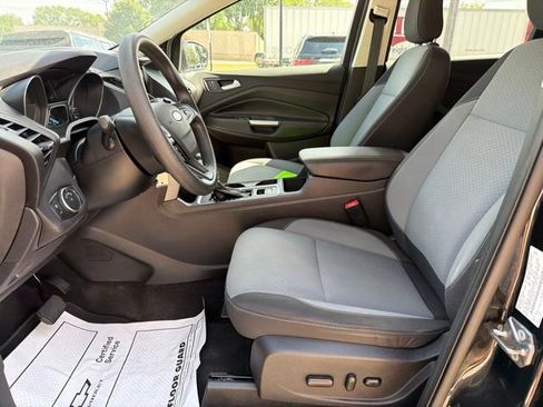 Used 2018 Ford Escape SE w/ SE Sync 3 Package FWD image 19