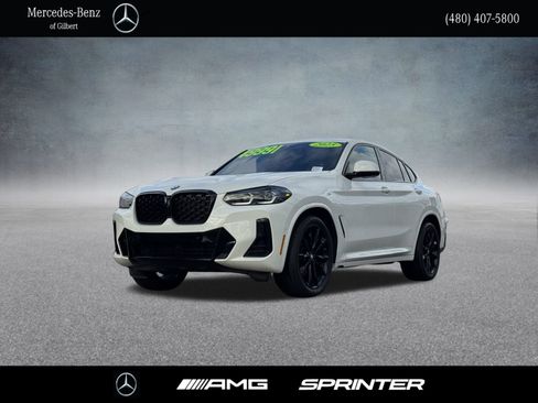 Used 2025 BMW X4 xDrive30i w/ Premium Package image 1