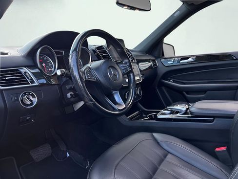 Used 2019 Mercedes-Benz GLS 450 GLS 450 image 2