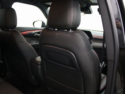 Used 2024 Chevrolet TrailBlazer RS image 24