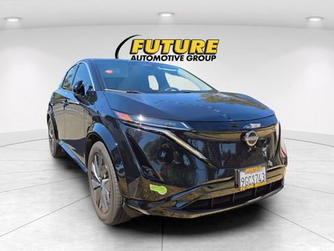 Used 2023 Nissan Ariya FWD image 1