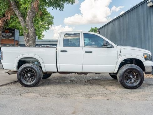 Used 2008 Dodge Ram 2500 Truck SLT w/ Popular Equipment Group AWD/4WD image 7