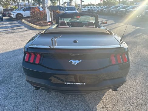 Used 2024 Ford Mustang Premium RWD image 7