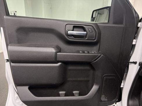 Certified 2023 Chevrolet Silverado 1500 Custom AWD/4WD image 21