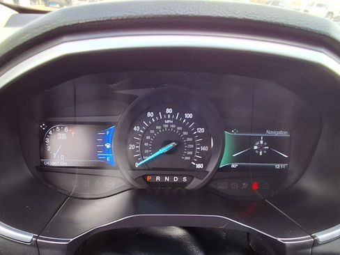 Used 2017 Ford Edge Titanium w/ Technology Package image 10