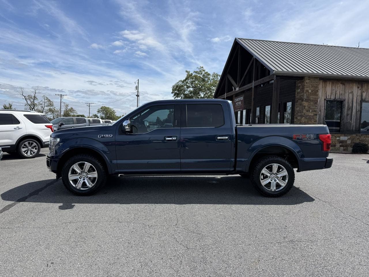 Used 2019 Ford F150 Platinum w/ Equipment Group 701A Luxury AWD/4WD image 3