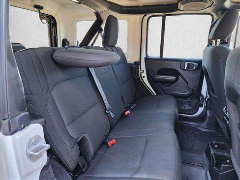 Used 2021 Jeep Wrangler Unlimited Sport AWD/4WD image 17