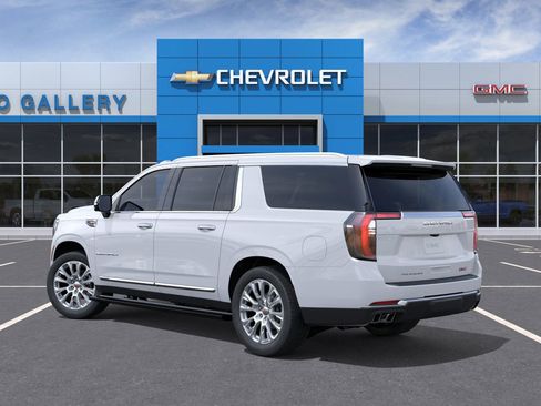 New 2026 GMC Yukon XL Denali image 3