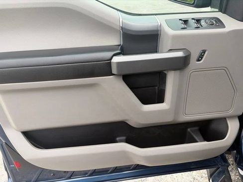 Used 2016 Ford F150 XLT w/ Equipment Group 302A Luxury AWD/4WD image 10