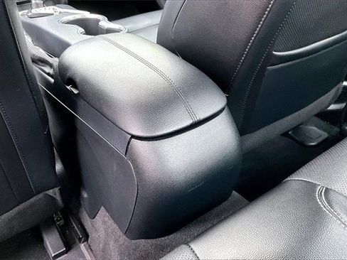 Used 2022 Ford Mustang Premium image 25