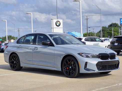 New 2026 BMW 330i Sedan w/ M Sport Package RWD image 3
