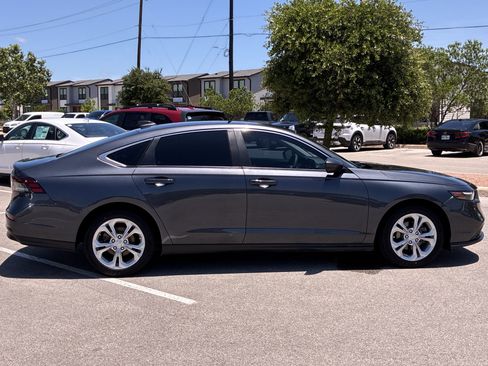Certified 2023 Honda Accord LX image 7