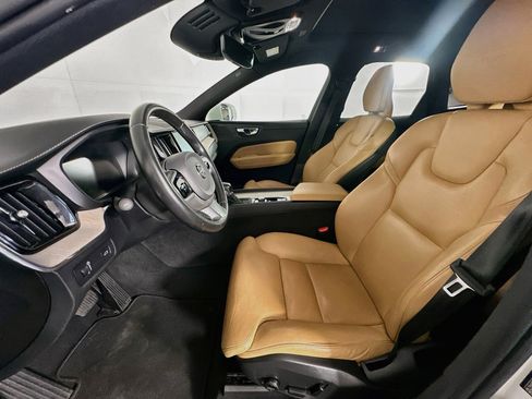 Used 2019 Volvo XC60 T6 Inscription AWD/4WD image 13