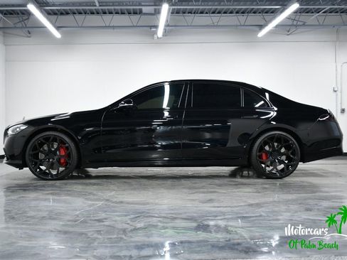 Used 2023 Mercedes-Benz S 500 4MATIC image 3