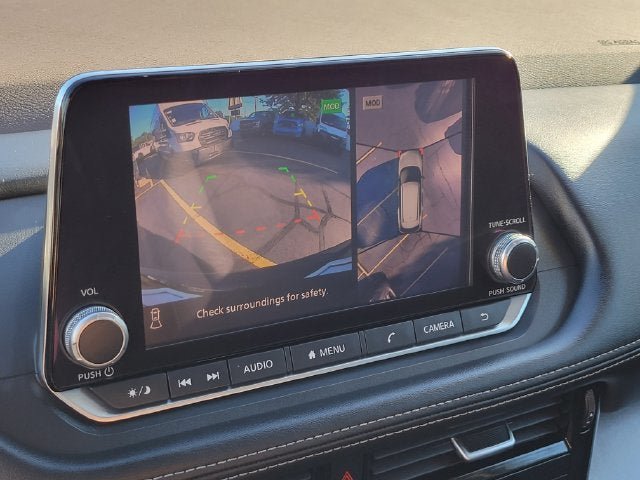Used 2021 Nissan Rogue SV AWD/4WD image 18