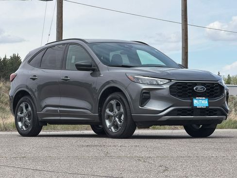 Certified 2024 Ford Escape ST-Line w/ Tech Pack #1 AWD/4WD image 9