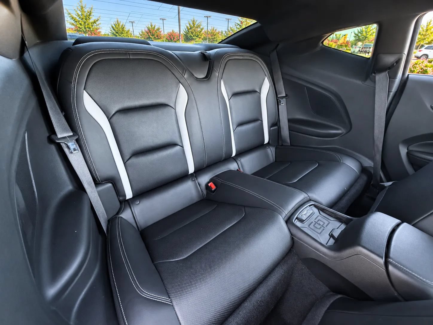 Used 2021 Chevrolet Camaro SS RWD image 15