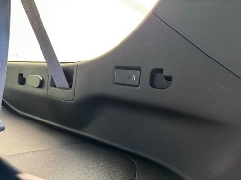 Certified 2022 Chevrolet Suburban LT image 9